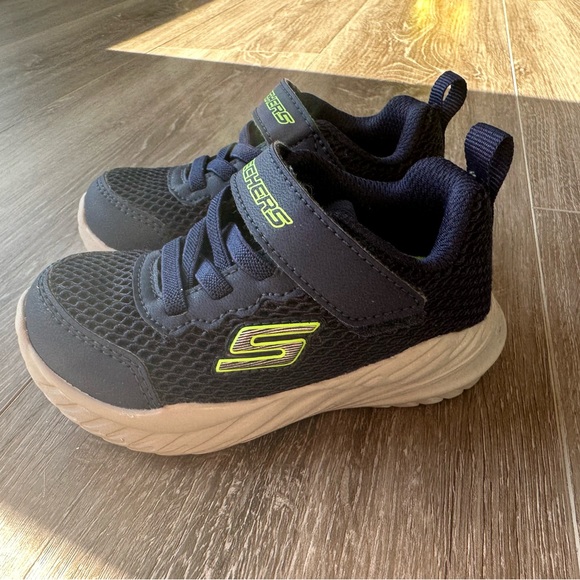 EUC Skechers Toddler size 7 - Picture 5 of 6